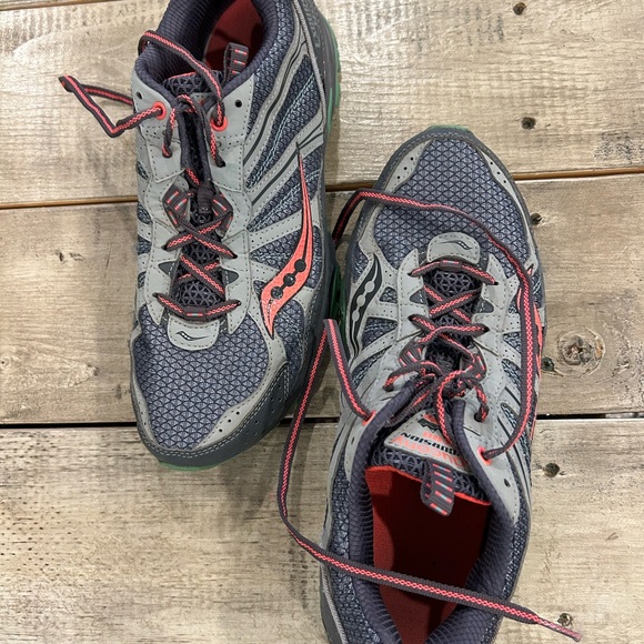 Saucony Gray and hot pink Trail Shoes with Green Sole - Picture 3 of 4